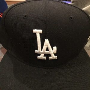 New Era Men’s Los Angeles Dodgers LA Fitted Hat